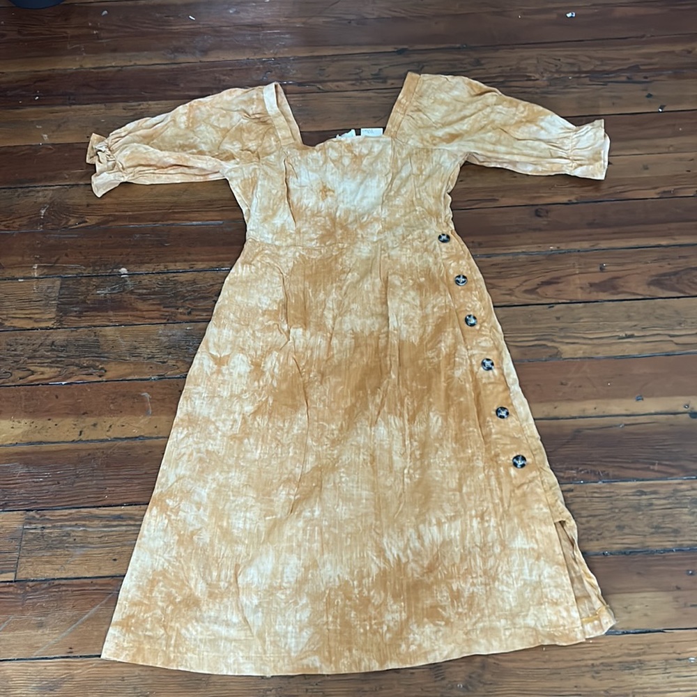 Spring dress - Picture 3 of 4